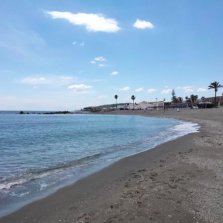 מנילבה Apartamento Primera Linea De Playa מראה חיצוני תמונה
