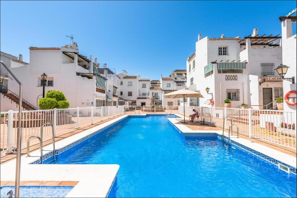 מנילבה Apartamento Primera Linea De Playa מראה חיצוני תמונה
